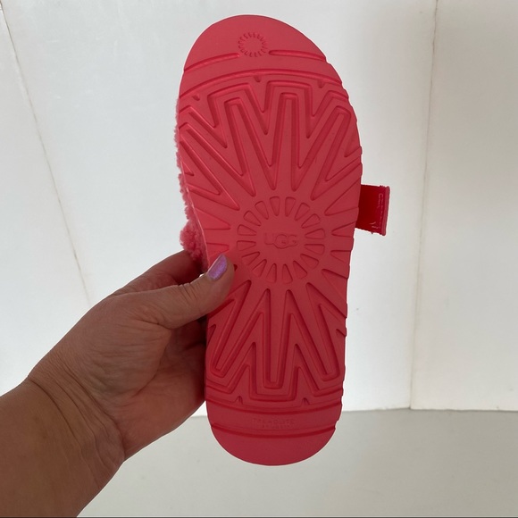 NWOB UGG Women's Fluffita Sheepskin Slipper Slide Sandals - Picture 7 of 11